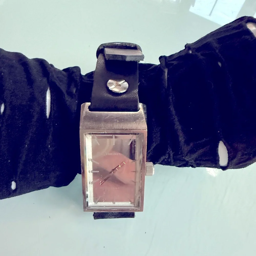 Diesel dz1020 mirrored